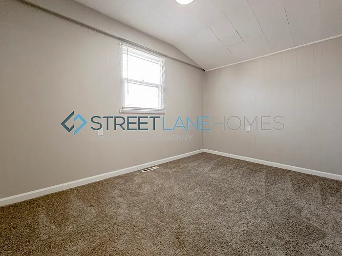 Building Photo - 2140 Miracle Ave