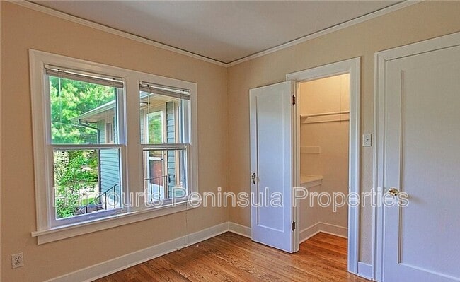 Building Photo - 4 Webster Pl