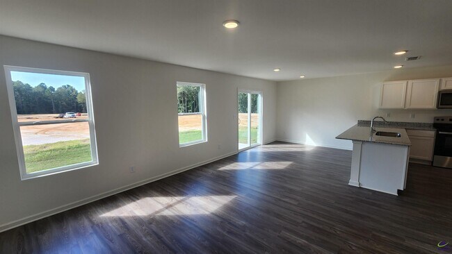 Building Photo - 307 Gazebo Dr