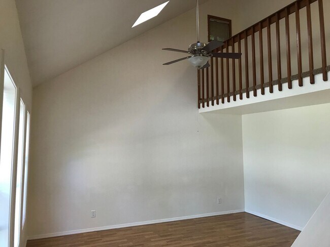 Building Photo - 4271 N Pennfield Pl