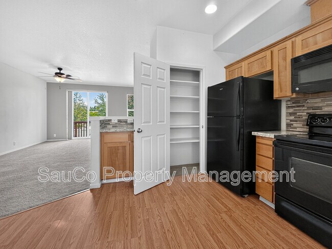 Building Photo - 20715 NW Painted Mountain Dr