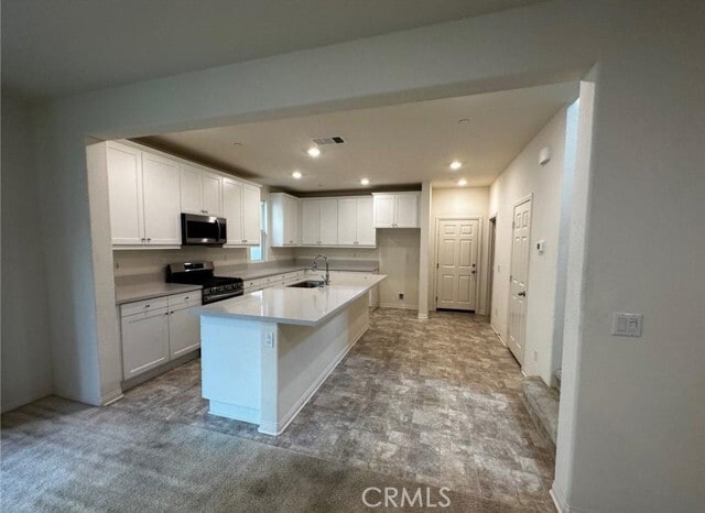 Building Photo - 5567 Seville Dr