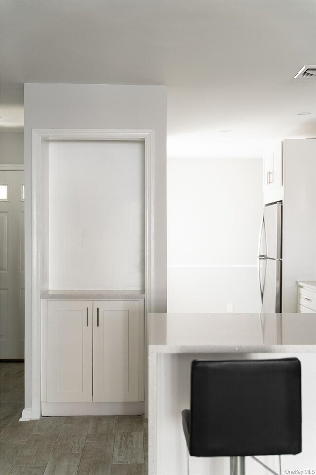 Building Photo - 50 N Broadway