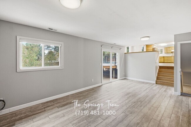 Building Photo - 3625 E Wade Ln