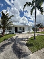 Building Photo - 2445 SW 90th Ave