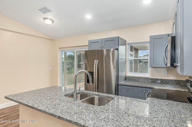 Building Photo - 110 Chapel Ln