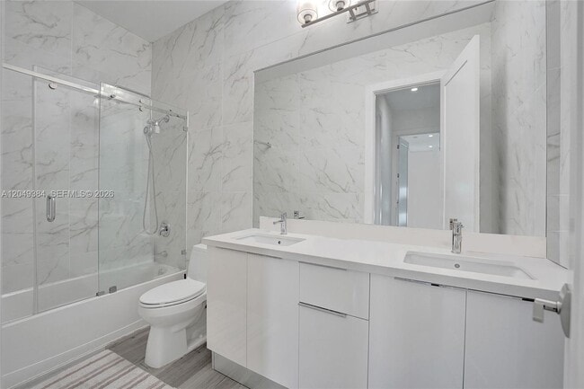 Building Photo - 5742 Brookfield Cir