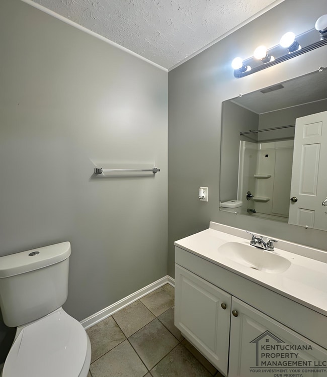 Building Photo - 3BR/2BA Home For Rent in Jtown!