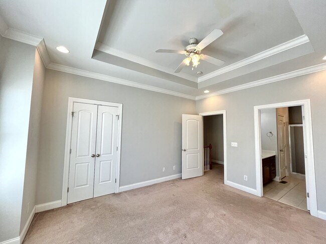 Building Photo - 5930 Obrien Ave