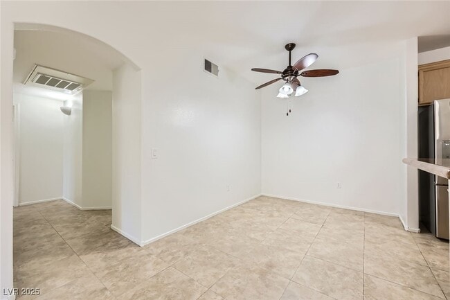 Building Photo - 75 N Valle Verde Dr