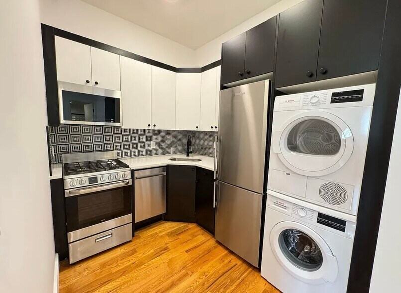 Building Photo - 31 Marcus Garvey Blvd