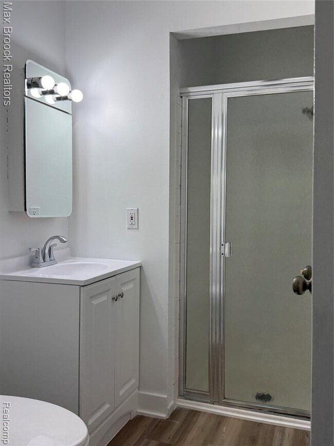 Building Photo - 3028 Moon Lake Dr
