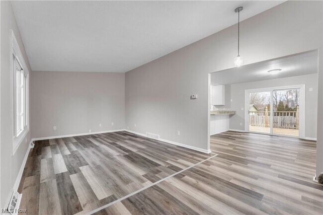 Building Photo - 17575 Howe Rd