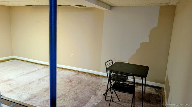 Building Photo - 64 Chatham Ave