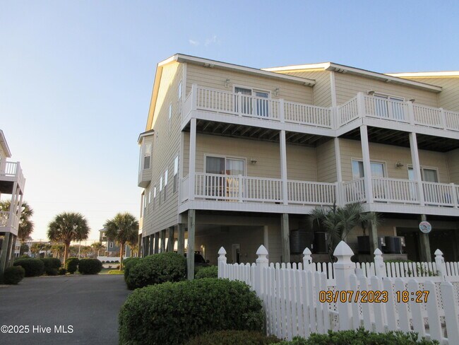 Building Photo - 108 Sea Star Cir