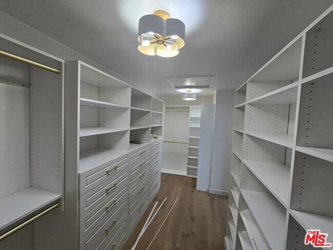 Building Photo - 24932 Normans Way