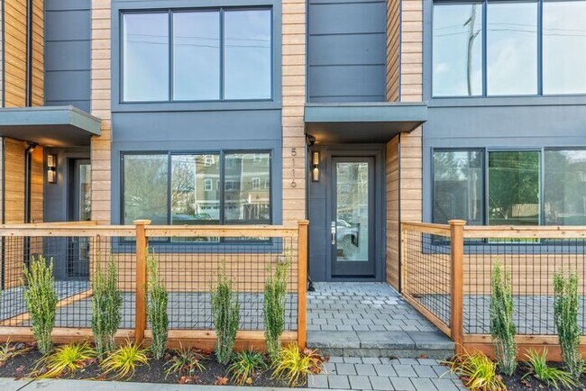 Building Photo - Stunning Brand-New Ballard Townhome with Air Conditioning