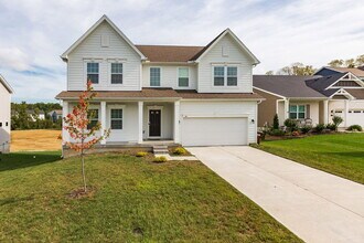 Building Photo - 144 Hanford Ln