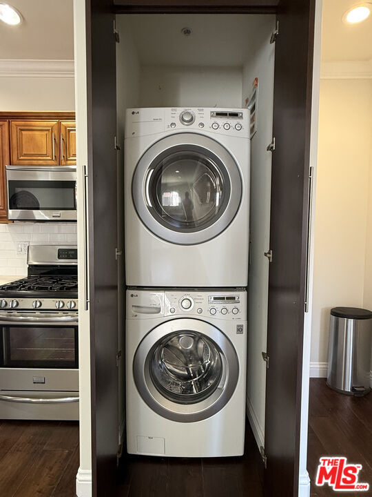 Building Photo - 735 S Citrus Ave