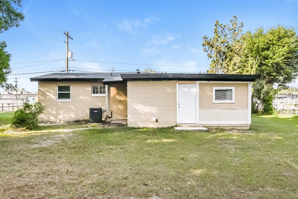 Building Photo - 5135 Archery Ave