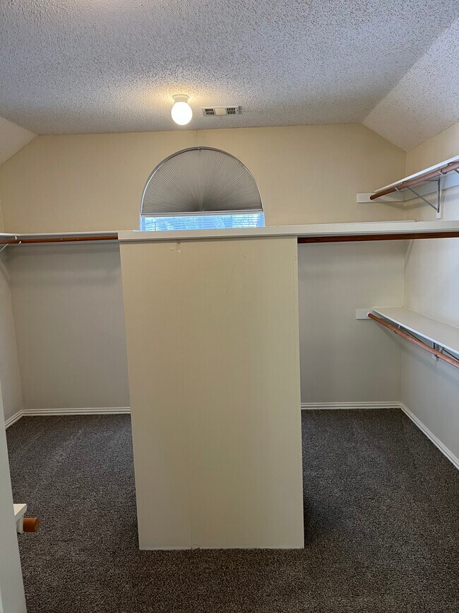 Building Photo - 2361 Shinnery Oak Dr