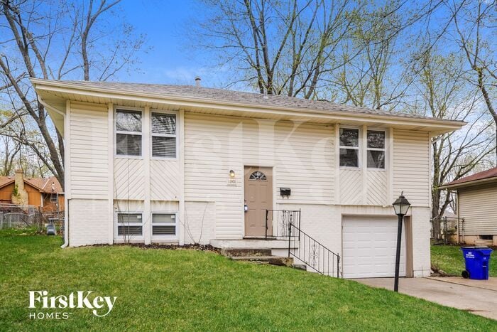 Building Photo - 11931 Smalley Ave