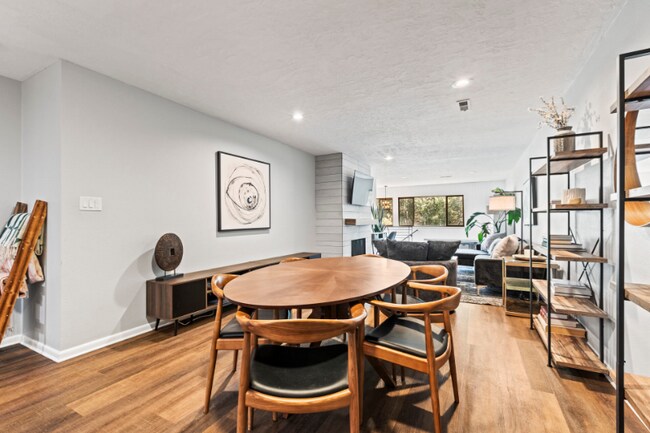 Building Photo - 2255 Sidewinder Dr