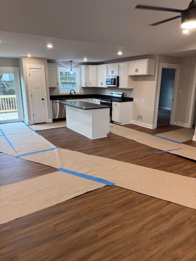 Building Photo - New Construction One Story Home