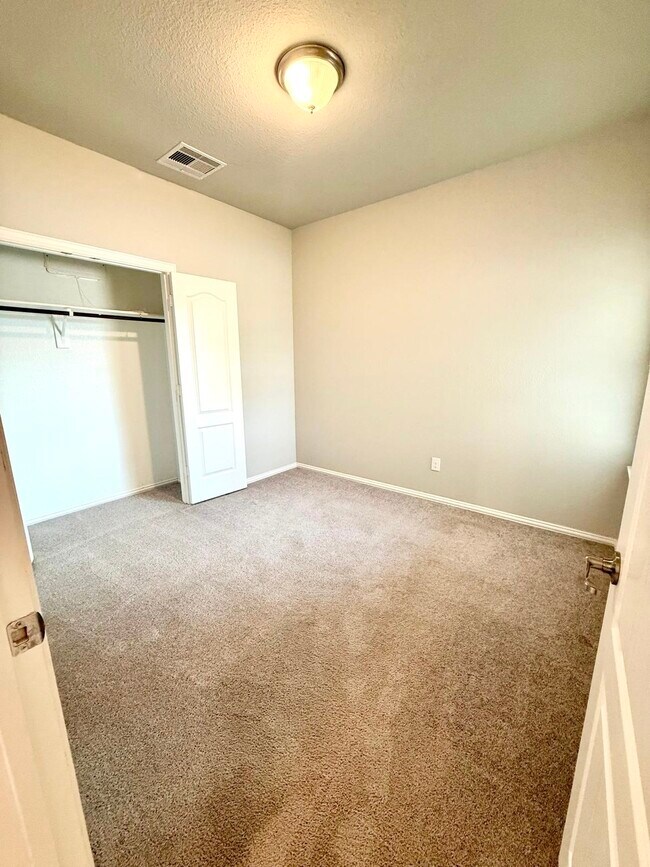 Building Photo - 31755 Wellington Pass