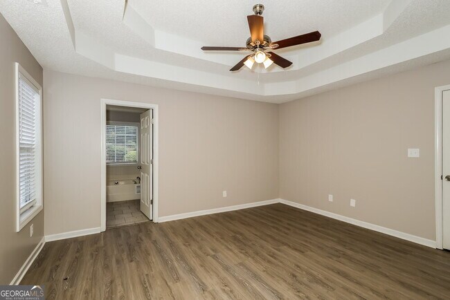 Building Photo - 2045 Reserve Pkwy