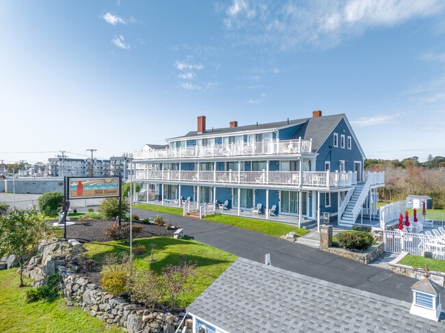 Building Photo - 935 Ocean