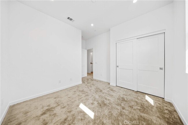 Building Photo - 119 Jessup Wy