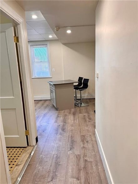 Building Photo - 143 Pidge Ave