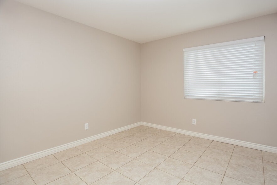 Building Photo - 5415 Moody Vista Ct