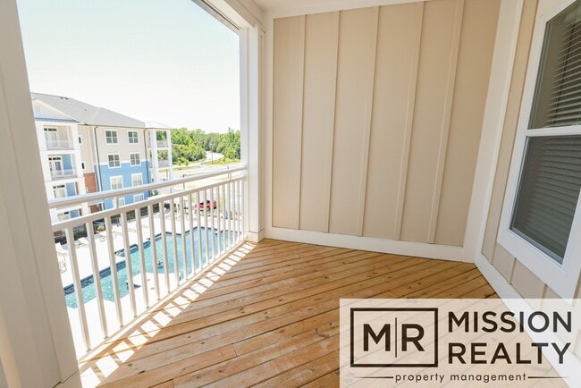 Building Photo - Beautiful 1 Bedroom, 1 Bathroom Condo in t...