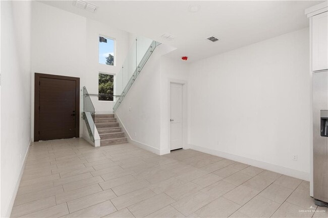 Building Photo - 15 S 42nd St