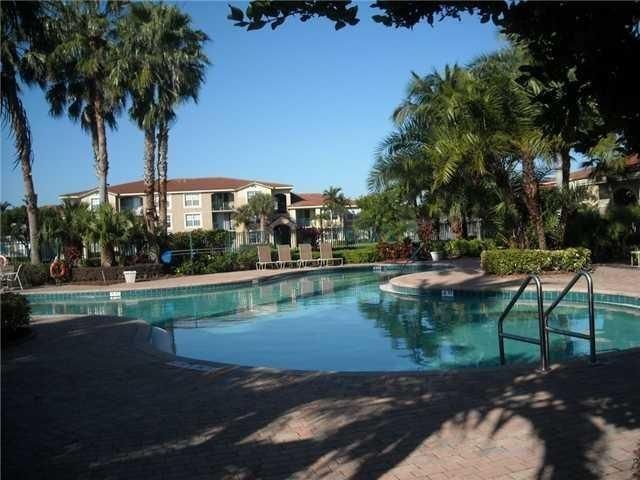 Building Photo - 15035 Michelangelo Blvd