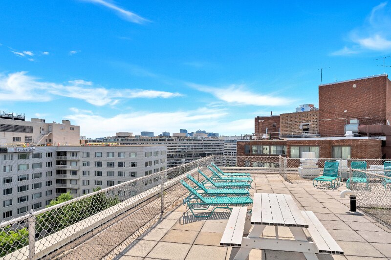 Building Photo - 2401 H St NW