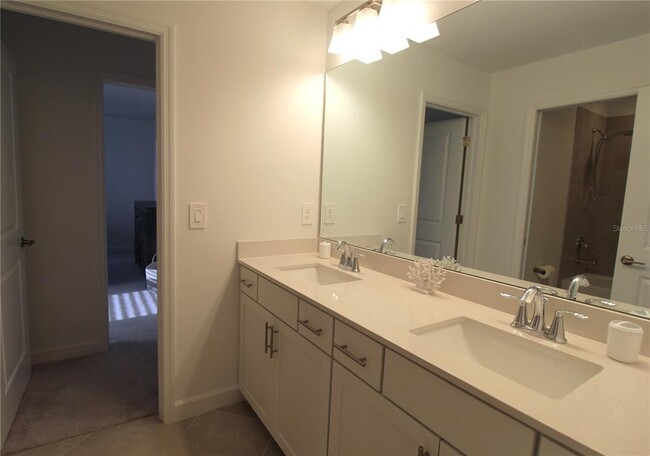 Building Photo - 15233 Sea Salt Wy