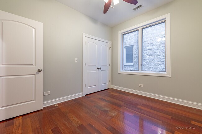 Building Photo - 4418 S Indiana Ave