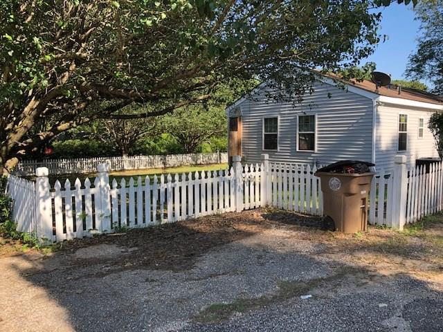 Building Photo - 1259 Belle Wood Dr W