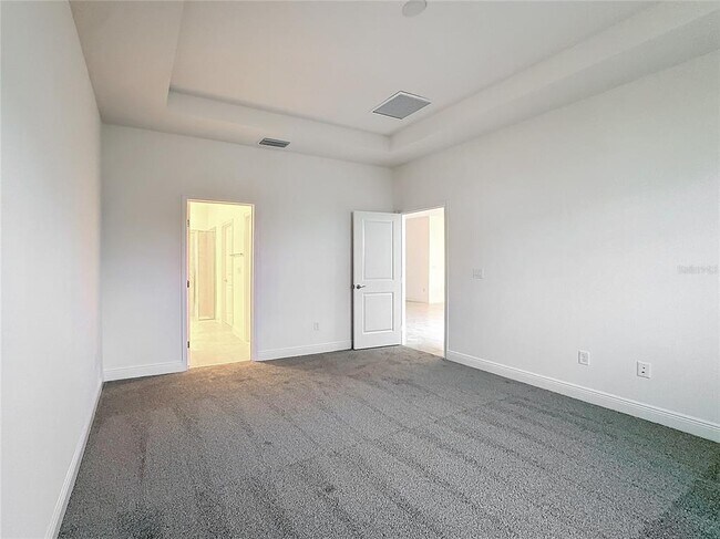 Building Photo - 4959 Shady Pnes Dr
