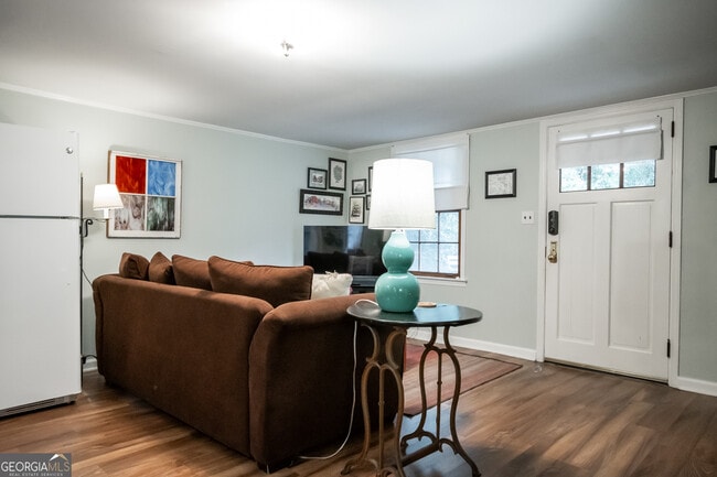 Building Photo - 290.5 Milledge Cir