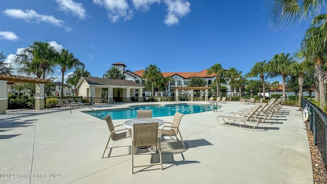 Building Photo - 2713 Rodina Dr