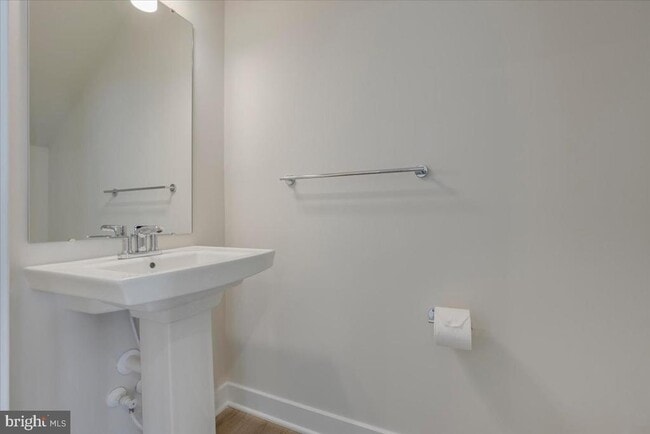 Building Photo - 9287 Tanfield Dr