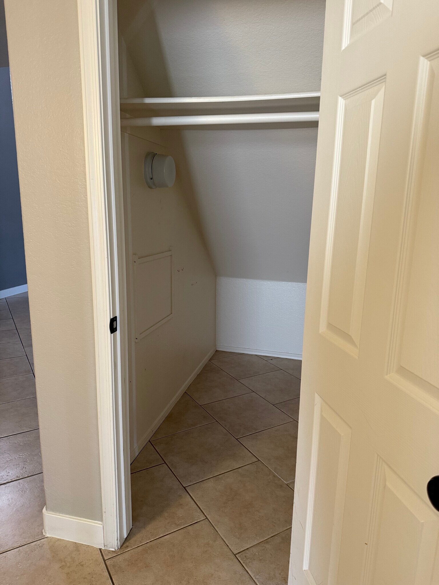 Storage space - 6629 E Preston St