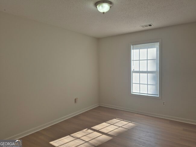 Building Photo - 7065 Mahonia Pl