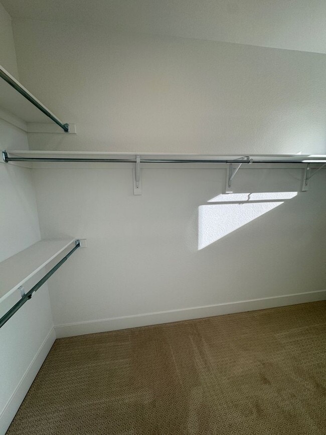 Building Photo - Brand-new townhome for rent in the heart of Erie Town Center