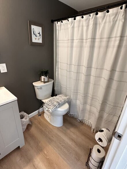 Building Photo - 301 Portsmouth Ave