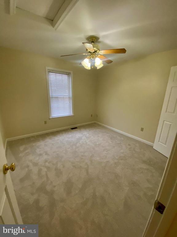 Building Photo - 9504 S Royal Crest Ct